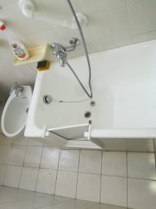 Porta Vasca da Bagno Monza